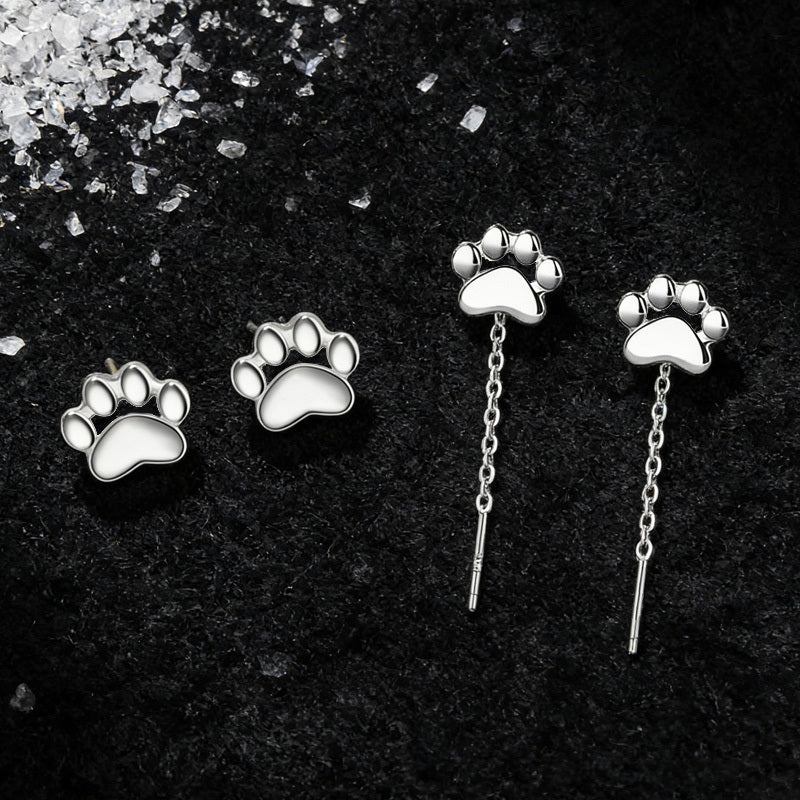 A Set of Four Sweet Little Paw Earrings Featuring Adorable Animal-themed Fun Cat Paw Ear Wires. These Soft and Cute Kitten Paw Print Earrings Are an Ideal Gift for Friends, Besties, or Loved Ones. Simple and Stylish, They Are Suitable for Casual